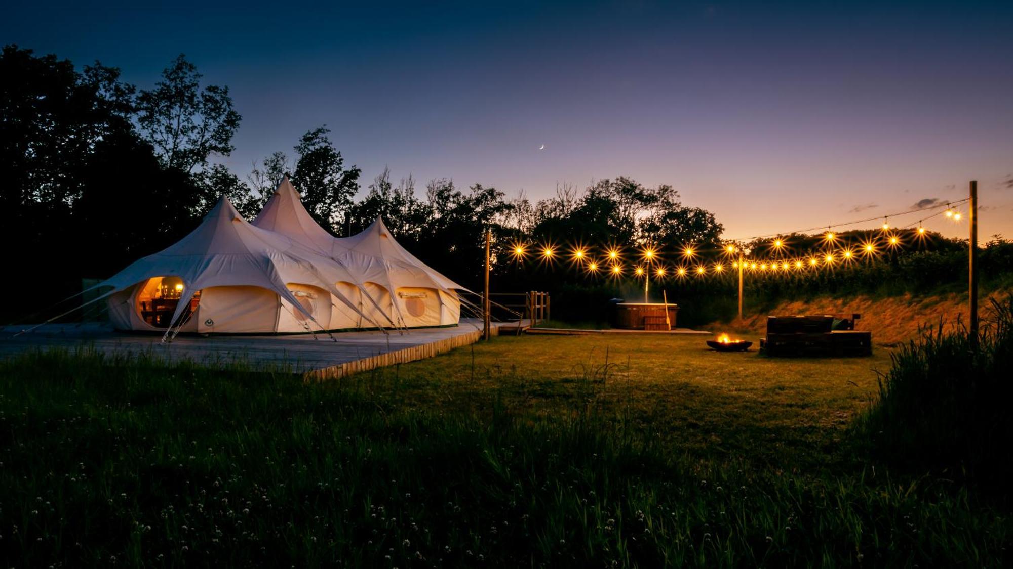 Luxury Glamping Retreat In Battle Villa Luaran gambar