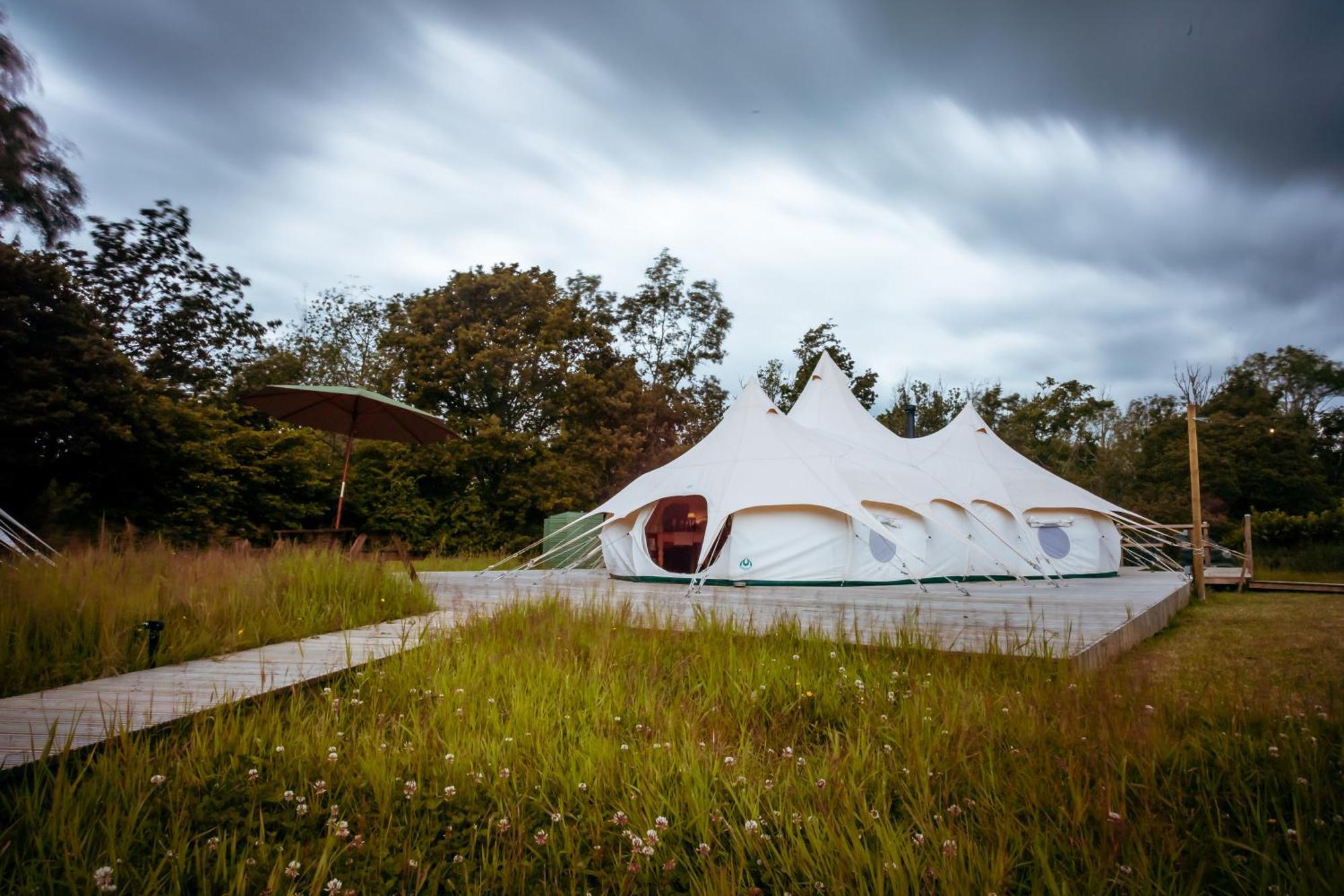 Luxury Glamping Retreat In Battle Villa Luaran gambar
