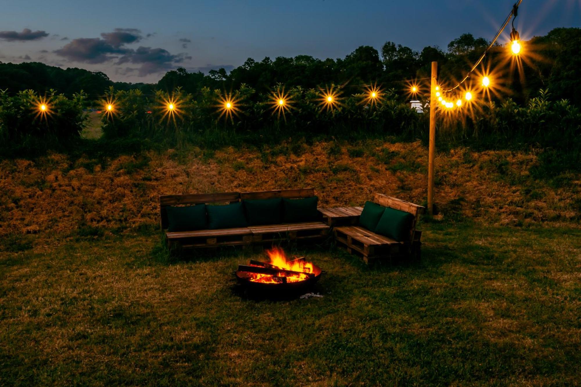 Luxury Glamping Retreat In Battle Villa Luaran gambar