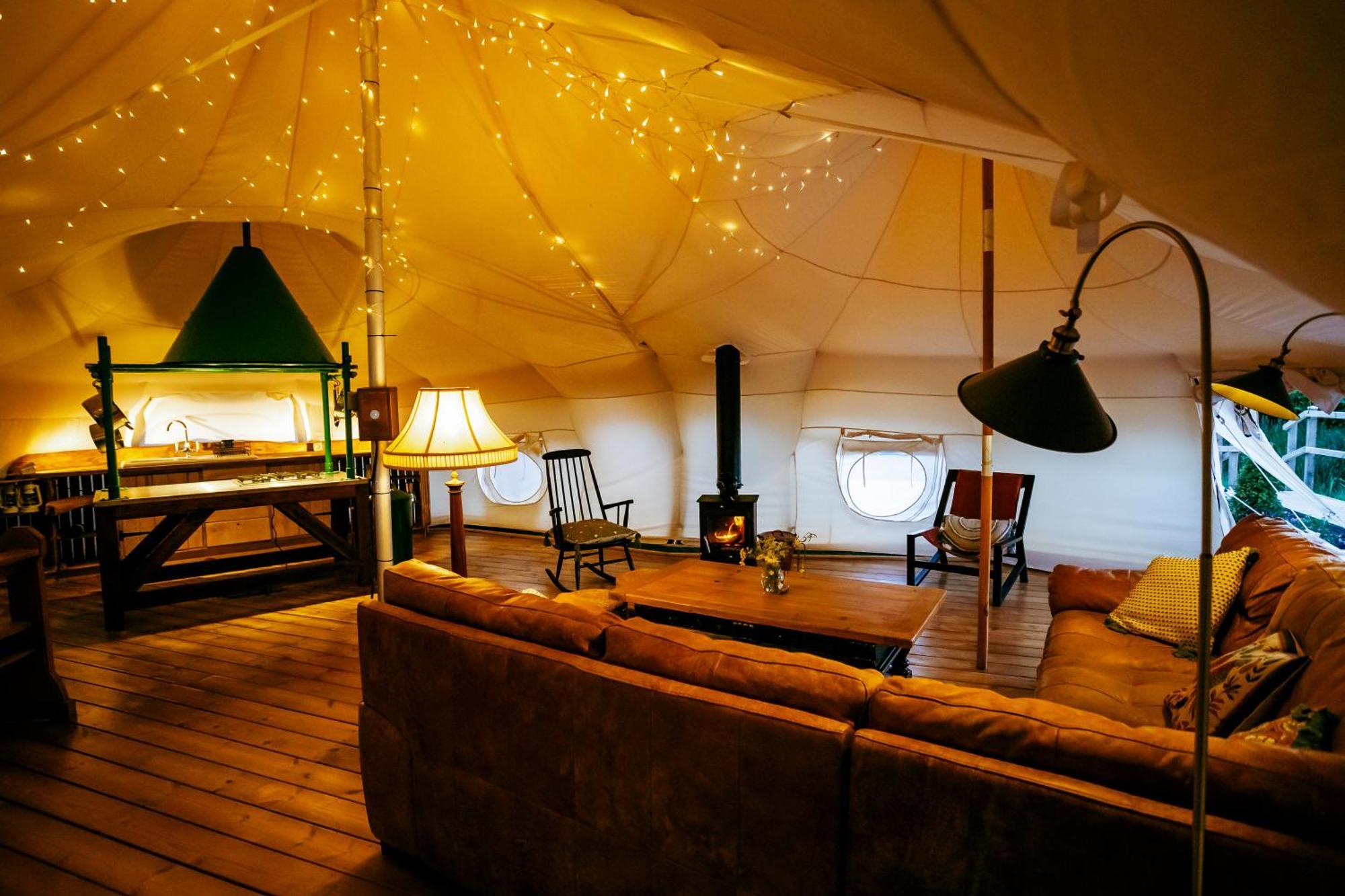 Luxury Glamping Retreat In Battle Villa Luaran gambar